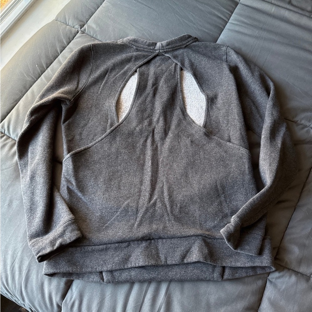 Lululemon &Go Endeavor sweater size 6 - Picture 2 of 6